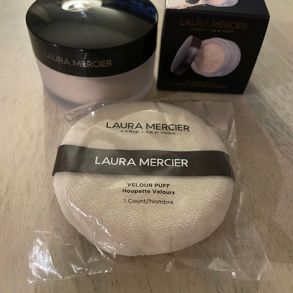 Laura Mercier Loose Setting Powder Bundle - Picture 1 of 9